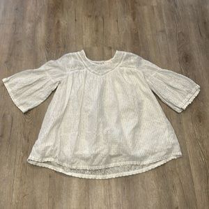 Girls flowy white and silver bell sleeve top. Size 14/16.
